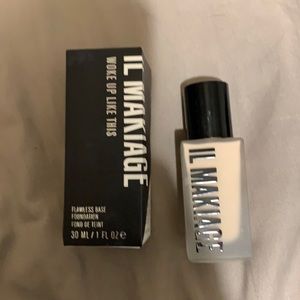 Il Makiage Foundation #20